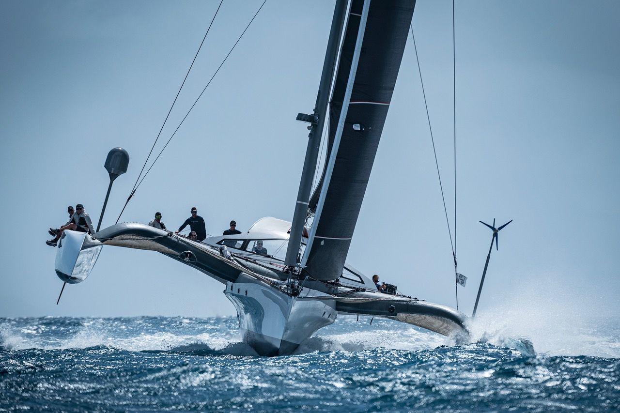 Yacht Shore Fin 42cm カーボンフィン FINN Yacht | Fraser Yachts
